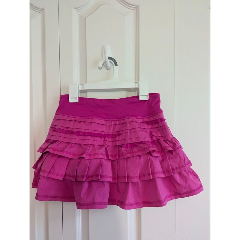 Lululemon *Rare Run Back on Track? Ruffle Tiered Skirt Skort 2 Paris Pink